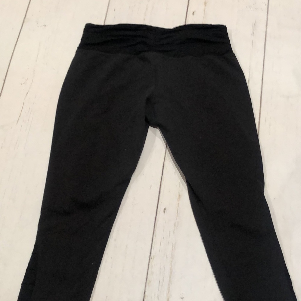 Patagonia black cropped leggings - Picture 5 of 8